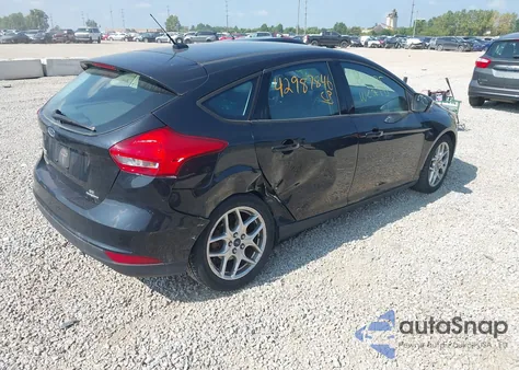 2015 Ford Focus Se z USA, uszkodzony, nr VIN 1FADP3K21FL234206